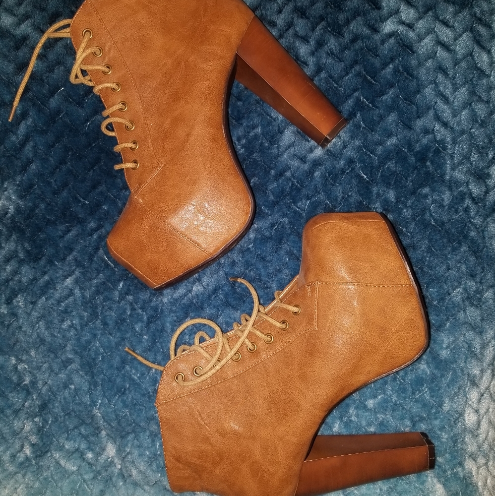 Lita inspired lace up platform boots